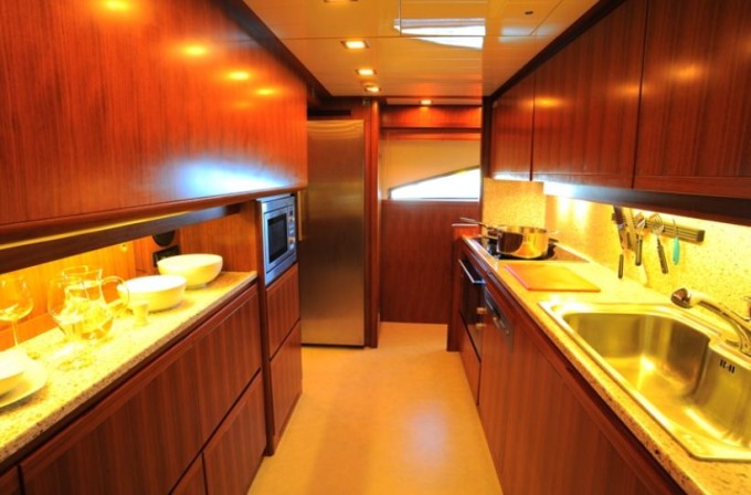 Yacht PORT GHALIB - Galley